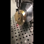 O CNC feito sob encomenda da fábrica da elevada precisão do OEM fez à máquina o serviço fazendo à máquina do CNC das peças de metal
