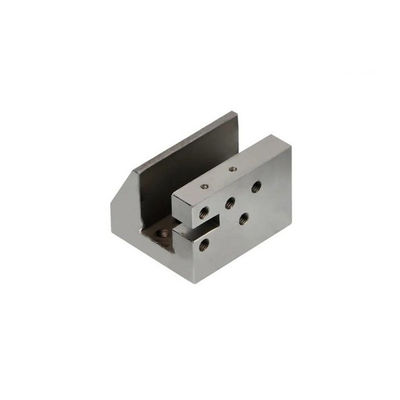 comprar Partes de usinagem CNC sob medida Componentes de alumínio resistentes à corrosão online manufacture