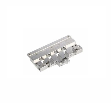 comprar Partes de usinagem de metal CNC sob medida Componentes de alumínio resistentes à corrosão de peso leve Engenharia de precisão online manufacture